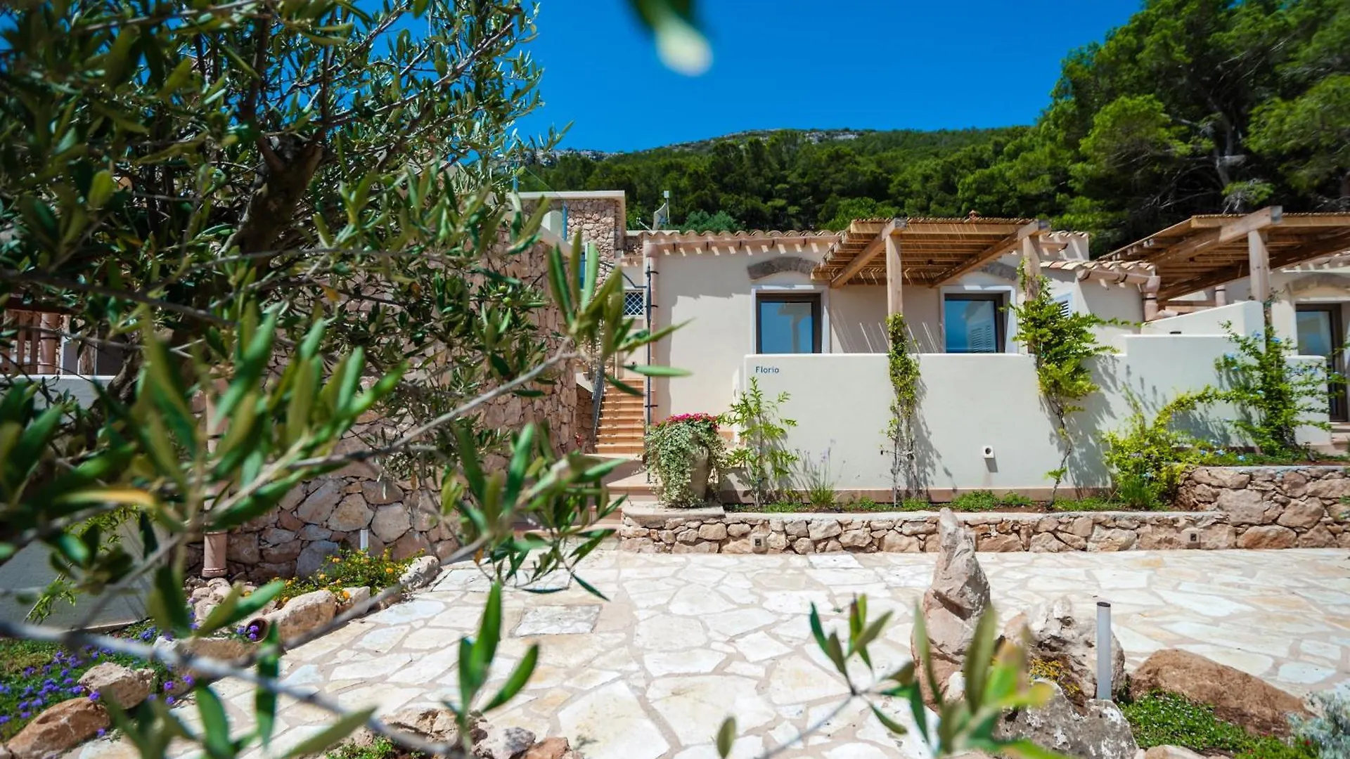 Dolcevita Egadi Eco Resort Levanzo 4*,  Italia